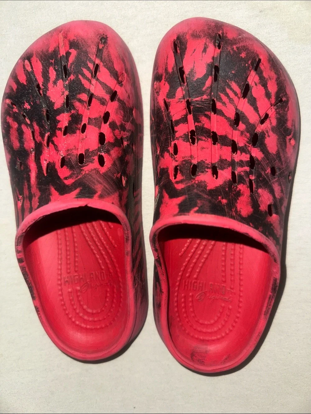 Kids OS Red & Black Slip-On Clog